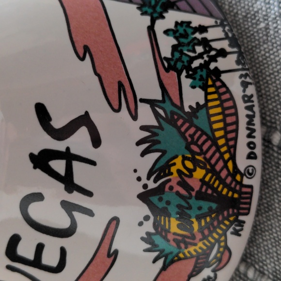 Vintage Las Vegas Mug MIRAGE No Spill DONMAR 93 travel Plaza MGM Flamingo Luxor - Picture 4 of 12